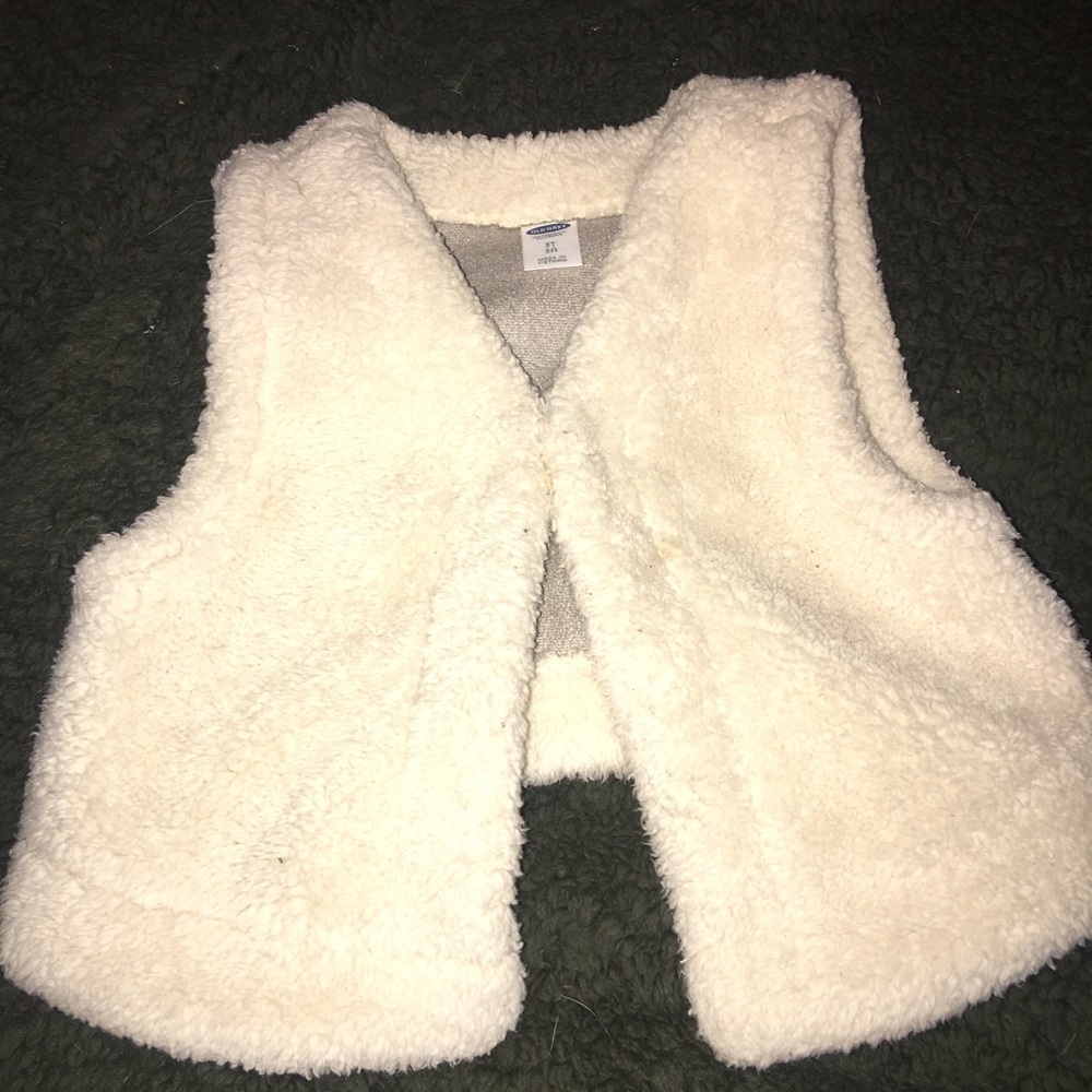 Fuzzy teddy bear vest 🥰